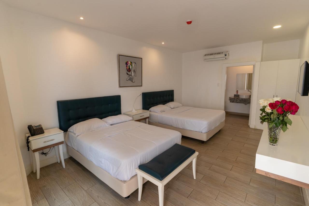 Hotel Kinova ซาลีนาส ภายนอก รูปภาพ